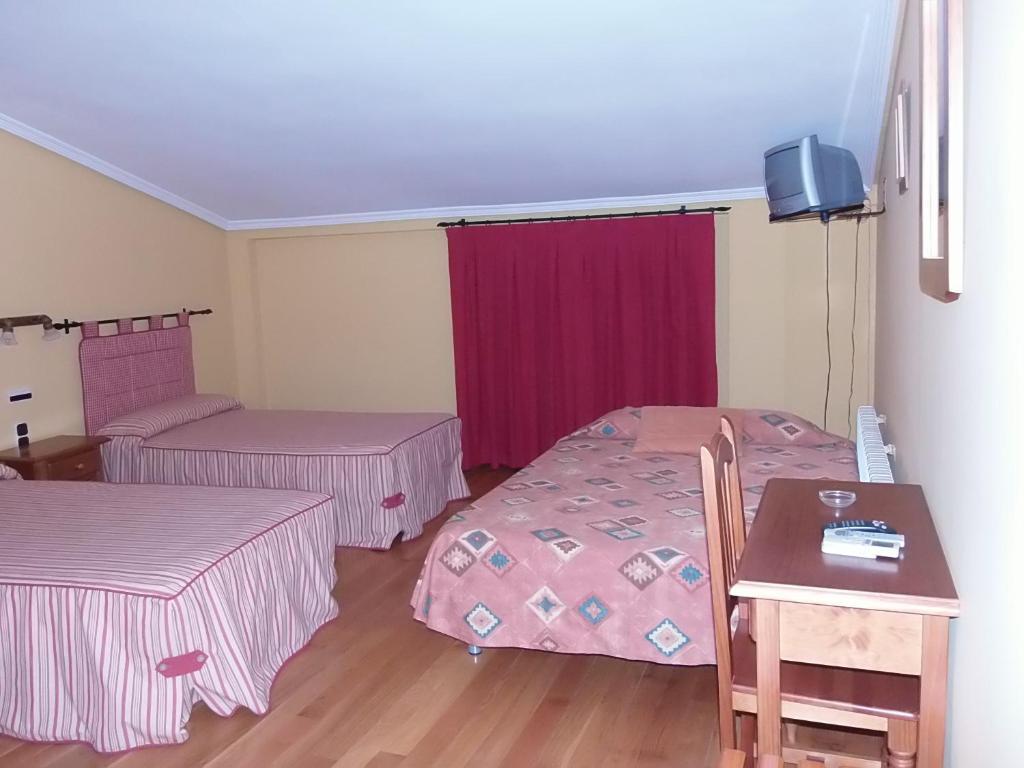 Hostal-Restaurante San Antolin Tordesillas Exteriör bild
